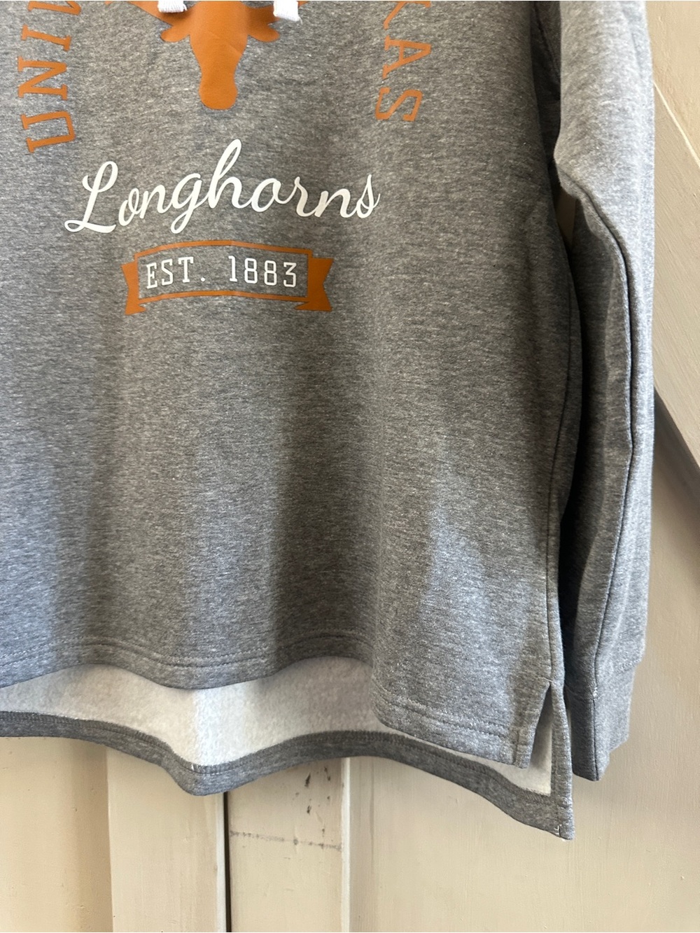 Buc-ee’s Texas Longhorns Ladies Drop Tail Hoodie L Gray - Picture 4 of 7